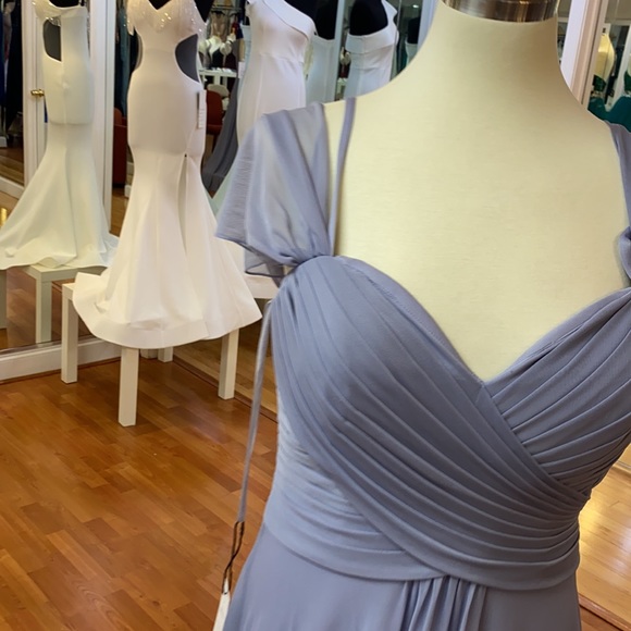 ✔️ wisteria bridesmaid dress - Picture 2 of 13